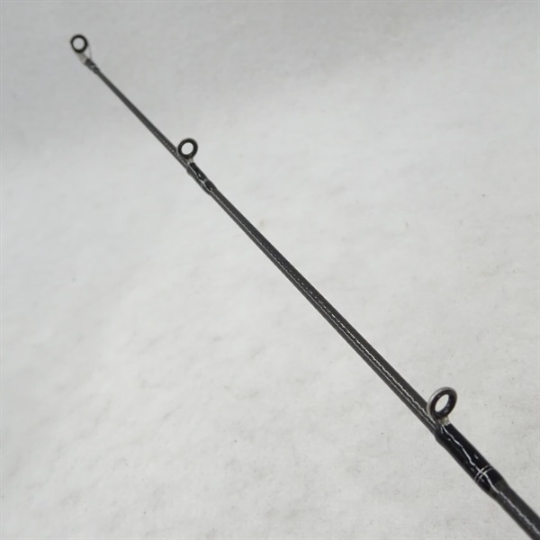 ２４タトゥーラＸＴ６１１１ＨＳＢ